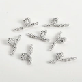 Nahaufnahme von versilberten Liquid-Lava-Verbindungsstäben für DIY-Handwerksschmuck - Wirbel Doppelte Aufhängung / 1 Stück/Packung (ca. 22,8 * 9,7 mm) / Weißgold