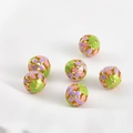 Detalle de 6 cuentas de esmalte huecas bañadas en oro 18K con acentos de circón de colores - Cuenta de Flor Verde Rosa Púrpura (Aprox. 10*10.5mm Agujero 1.5mm)