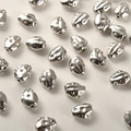 Primer plano de cuentas metálicas plateadas irregulares con textura de meteorito para joyas - 4# Blanco K Cuenta Espaciadora Irregular Grande (Aprox. 8.7*7.3mm Agujero 0.5mm)