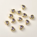 Dettaglio di perline a cuore in zircone viola placcato oro 14k per gioielli fai-da-te - Oro 14K Viola Cuore (Circa 6.9*8mm Foro 1mm)