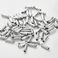 Vista macro di perline a tubo rigate argento per la creazione di gioielli e collane - Bianco K Tubo Lungo Pizzo (Circa 10*2.9mm Foro 1.6mm)