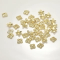 Dettaglio di copriperle a forma di fiore placcati oro 14k con venature per gioielli DIY - Stile B Cappuccio / Circa 6mm / Oro 14K