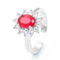 Makro-Detail des ovalen roten Edelsteinrings mit Zirkonia-Halo auf verstellbarer Ringschiene - Einstellbar Offen / Platin-Rot