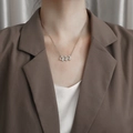 Collana con ciondolo numero 444 in stile gotico in acciaio inossidabile argento - Stile Numero 444 (N1170—ST) / Colore acciaio