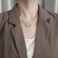 Collana minimalista argento con ciondolo numero 999 gotico per un look street style - Stile Numero 999 (N1175--ST) / Colore acciaio