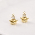 Détail de pendentifs gâteau dorés avec zircon en étoile pour la création de bijoux DIY - Or 14k Zircon Blanc Gâteau d'Étoile