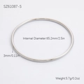 Brazalete minimalista de acero plateado con diámetro interno de 65,2mm y grosor de 3mm - 3mm de Ancho / Plateado
