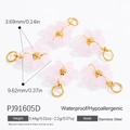 Lot de breloques fleurs roses en résine et acier inoxydable doré 18k pour bijoux DIY - Charme Floral Aspect Jade Rose (PJ91605D)