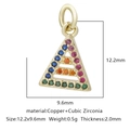 Ciondolo a triangolo in ottone dorato con zirconi multicolore disposti su più livelli - Zirconia Multicolore Stile 9