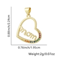 Dettaglio ciondolo cuore mamma in oro con cristalli colorati e dimensioni precise - Stile Cuore Vuoto mom Zirconia Colorata (Stile Undici)