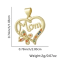 Ciondolo cuore Mom dorato con cristalli colorati e dettaglio farfalla mostrando dimensioni - Stile Mom Cuore Oro Farfalla Gemme Colorate (Stile Diciannove)
