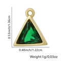 Ciondolo a triangolo con pietra verde, cornice dorata e misure visualizzate - Triangolo-Verde