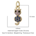 Ciondolo gatto dorato in rame con zirconi viola e blu, dimensioni 15,1x6,0 mm - Forma Gatto Seduto Multicolore (Zirconia Multicolore Stile 4)