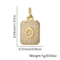 Ciondolo a lettera rettangolare in oro con zirconi, misura 1,37 cm per 0,94 cm - Lettera O / Oro