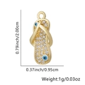 Colgante de chancla dorada con detalles de ojo turco, medidas 2,00cm por 0,95cm - Chancleta con Diamantes de Imitación