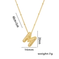 Collier avec pendentif lettre M plaqué or 18 carats, micro-zircons et chaîne perlée - Lettre M