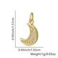 Ciondolo a mezzaluna dorato con cristalli micro-pave e dimensioni dettagliate indicate - Ciondolo a Mezzaluna con Pavé di Strass (Stile 13)