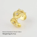 Detailed view of adjustable gold daisy ring showing dimensions 1.86cm and weight 6g - Daisy Hollow Zirconia Style (1063) / Gold