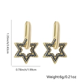 Pendientes de aro dorados con estrellas y circonitas azules y amarillas incrustadas - Estrella de Cinco Puntas de Circonia en Contraste Azul y Amarillo (Estilo C)