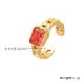 Anello regolabile placcato oro con gemma rossa taglio smeraldo e design a catena - Stile Catena Dorata Pietra Rossa (R757-GO-RP)
