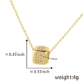 Pendente a cubo lettera D in oro con intarsio in zircone su catena a corda - Lettera D / Oro