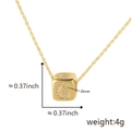 Collana con cubo 3D, ciondolo lettera G e zirconi incastonati, finitura dorata - Lettera G / Oro