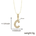 Collana con pendente lettera C dorata con pavé di zirconi cubici brillanti incastonati - C Ciondolo Solo (Senza Catena) Oro