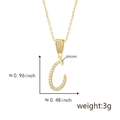 Vergoldeter Buchstabe C Anhänger mit Zirkonia-Steinen, zeigt Größe und Gewicht Details - Buchstabe C-Gold