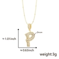 Ciondolo a lettera P placcato in oro con zirconi bianchi micro pavé per collana - P Ciondolo Solo (Senza Catena) Oro