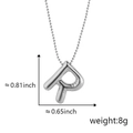 Collana con ciondolo a forma di lettera P argentata lucida e catena a sfere minimalista - R Argento (Ciondolo Senza Catena)