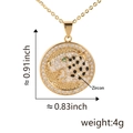 Détail du médaillon rond plaqué or 18k avec tête de léopard et zircons blancs étincelants - Modèle D (Pendentif Seul (Sans Chaîne))