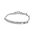 Makroaufnahme des gravierten Edelstahl-Armbands mit inspirierendem Spruch für Mütter - Mutter (B1074) / Stahlfarben