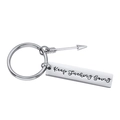 Portachiavi in acciaio inox argento con incisione Keep Fucking Going e ciondolo a freccia - 45x10x2mm / Color Acciaio