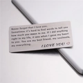 Tarjeta de cartera de acero pulido con grabado romántico 'Never forget that I love you' - Estilo Grabado / Plateado
