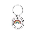 Inspirierender Schlüsselanhänger aus Edelstahl mit Regenbogen-Charm und eingraviertem Spruch - Silber