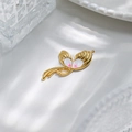 Pendaglio farfalla dorata in stile francese con smalto rosa e bianco per gioielli fai-da-te - Stile Farfalla (TZ-TP1059-02-pink)