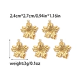 Goldener Blütenanhänger für DIY-Schmuck mit Größenangaben und Libellen-Detail - Fünfblättrige Blume Anhänger (TZ-TP0802-02-big)