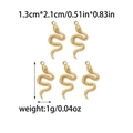 Cinco colgantes de serpiente de acero dorado con texturas para joyería artesanal - Serpiente con Textura de Escamas (TZ-TP0753-02) / Dorado