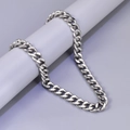 Collar de cadena cubana de acero inoxidable plateado pulido para hombre con acabado metálico - Cadena Cubana Gruesa / Plateado