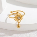 Creative 18k gold bee ring with sun flower shape and sparkling zircon stones - Sun Style