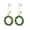Boucles d'oreilles crochet dorées avec couronne en cristal vert et tissage de fils fins - Style Couronne Ronde (OLBE830) / Vert