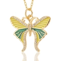 Macro-opname van vlinderhanger met geel en groen email en witte zirkoniasteentjes - Geel Groen Vlinder (D463-3)