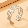 Bracciale rigido aperto argento regolabile con design a quattro strati martellati - Stile Martellato Multistrato (Z00073) / Colore acciaio