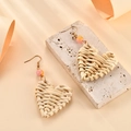 Handmade woven raffia heart-shaped earrings with gradient beads for beach vacations - Heart Woven Style (A407)