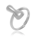 Vue détaillée d'une bague géométrique argentée ajustable avec finition polie miroir - Style Lettre I (J1496-I)