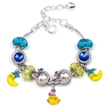 Himmlisches Bettelarmband mit blauen Glasperlen, Mond- und Sternanhängern auf Silberkette - 16cm