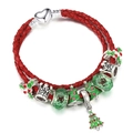 Rotes geflochtenes Leder-Weihnachtsarmband mit grünem Baum-Anhänger und Kronen-Charms - Stil 007