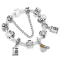 Silbernes Charm-Armband mit Geburtstagstorte, Krone und Queen-Anhängern in hoher Qualität - Geburtstagskönigin-Puppenstil (013)