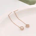 Pendientes de hilo minimalistas en oro rosa de 18k con colgantes de bolas de malla hueca - Pendientes de Botón Colgantes de Bola (B146) / Rosa oro