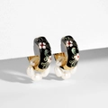 Vintage C-shaped black enamel hoop earrings with floral pattern and baroque pearls - Black with Pearl 20982_1